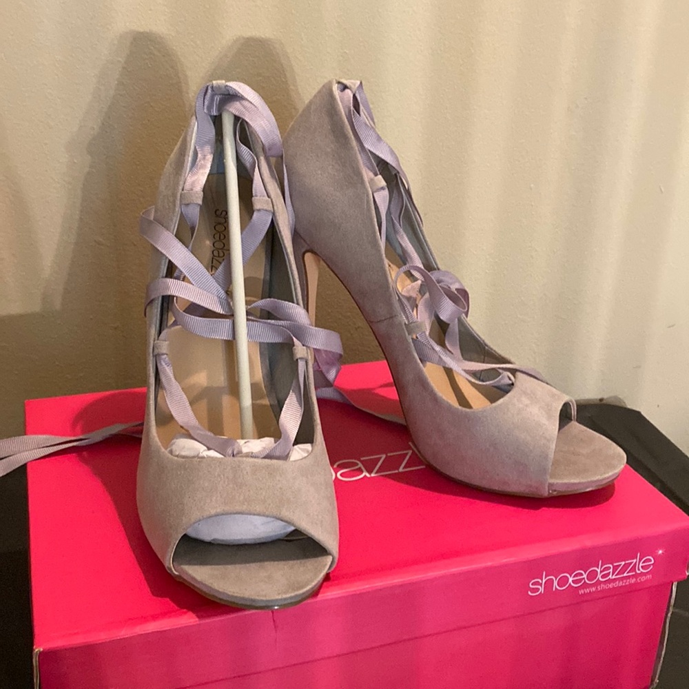 Tie up heels